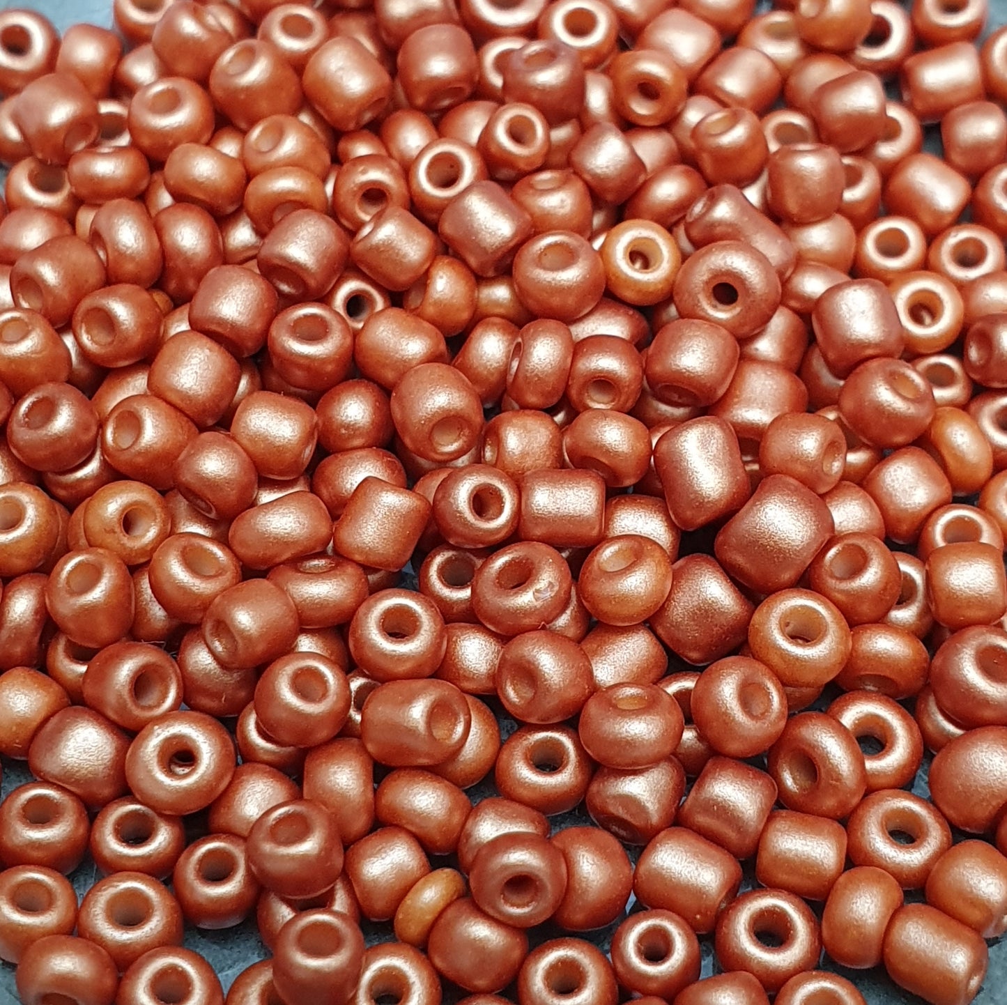 20g Rocailles, Metallic Satinice, 3mm ø, ideal zum Basteln