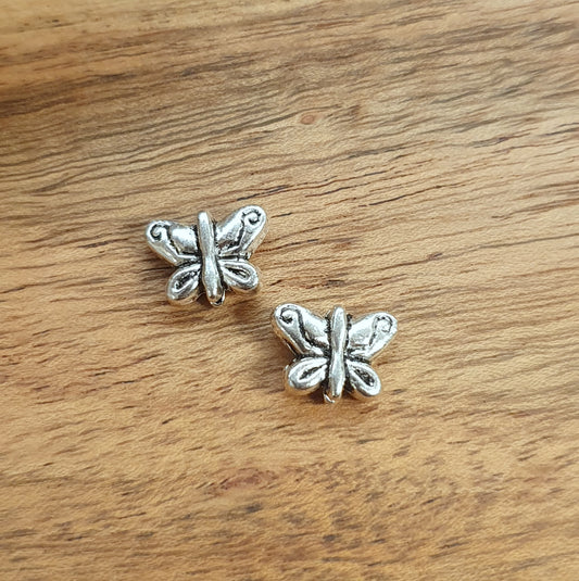 2 Metallperlen Schmetterling, antik silberfarbig, 9mm