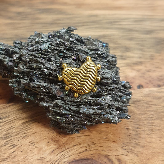 4 Metallperlen Herz Waves, 8mm, antik goldfarbig