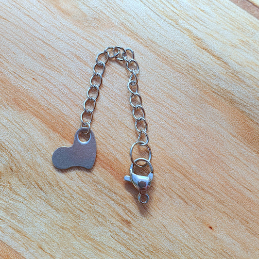 1x Edelstahl Verlängerungskette, mit Karabiner, 4,5cm lang, Extender Chain, Kettenverlängerung, Herz