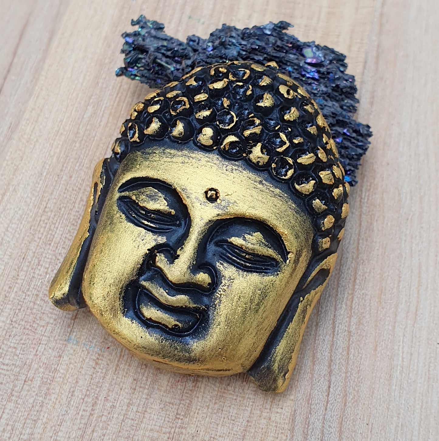 Handgefertigter Cabochon Buddha Kopf, aus Kunstharz, Handbemalt