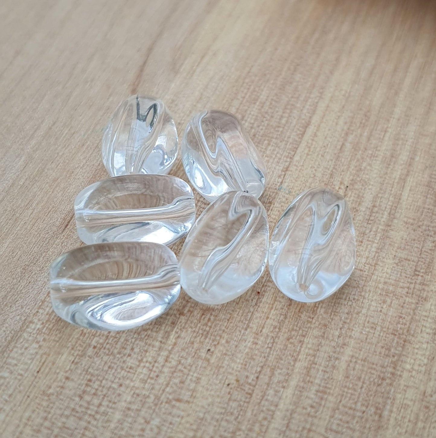 6 transparente Glasperlen in Nuggetform, 13mm, crystal clear