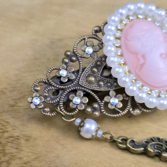Haarspange im Vintage Shabby Stil mit Kamee, rosa, antik Bronzefarbig