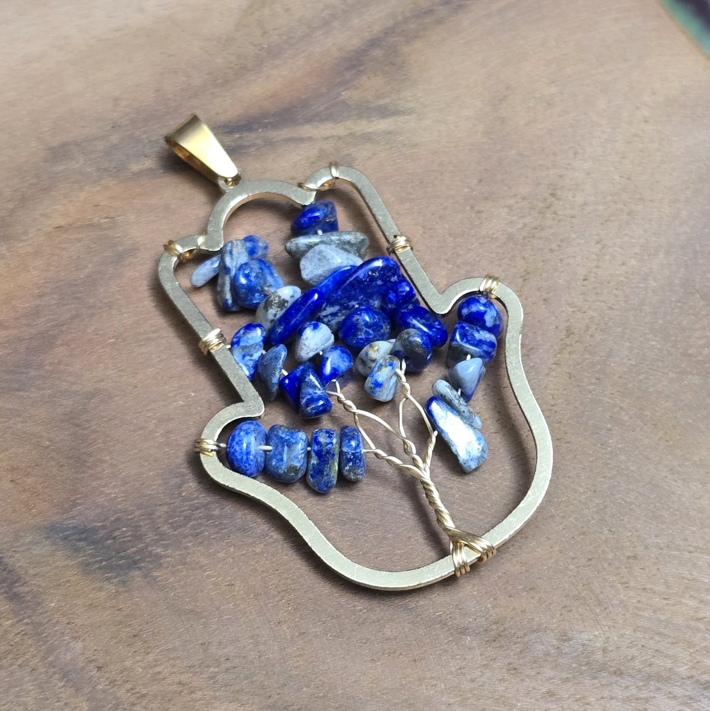 Anhänger Hamsa Hand mit Splitter aus Sodalit