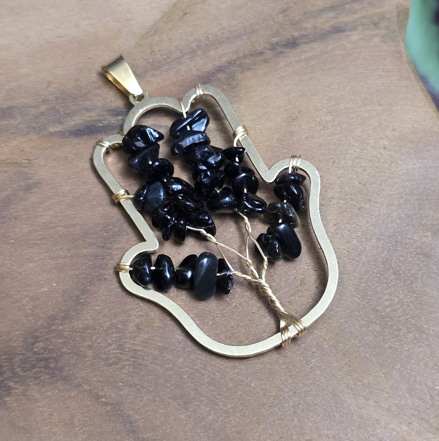Anhänger Hamsa Hand mit Splitter aus schwarzen Onyx