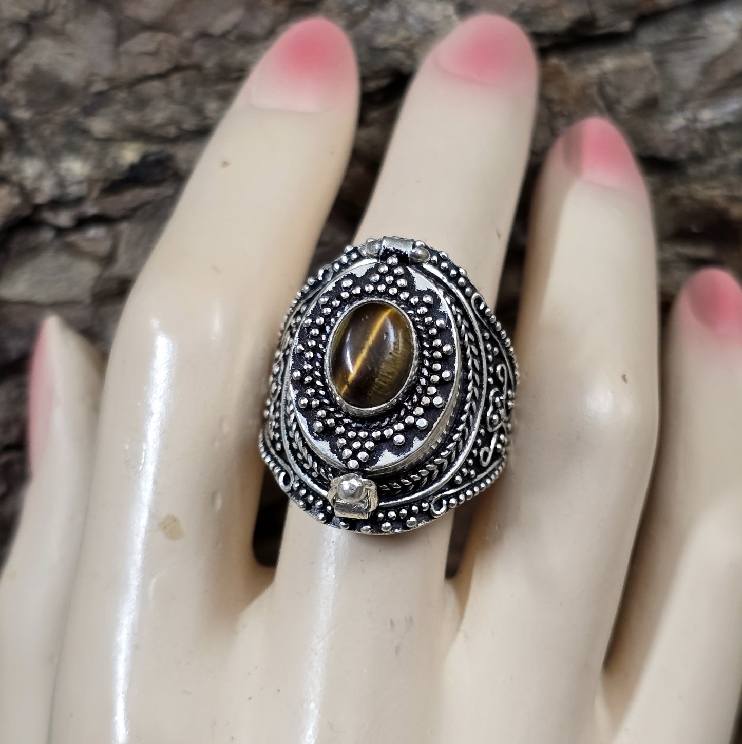 Giftring aus .925 Sterling Silber mit ovalem Tigerauge