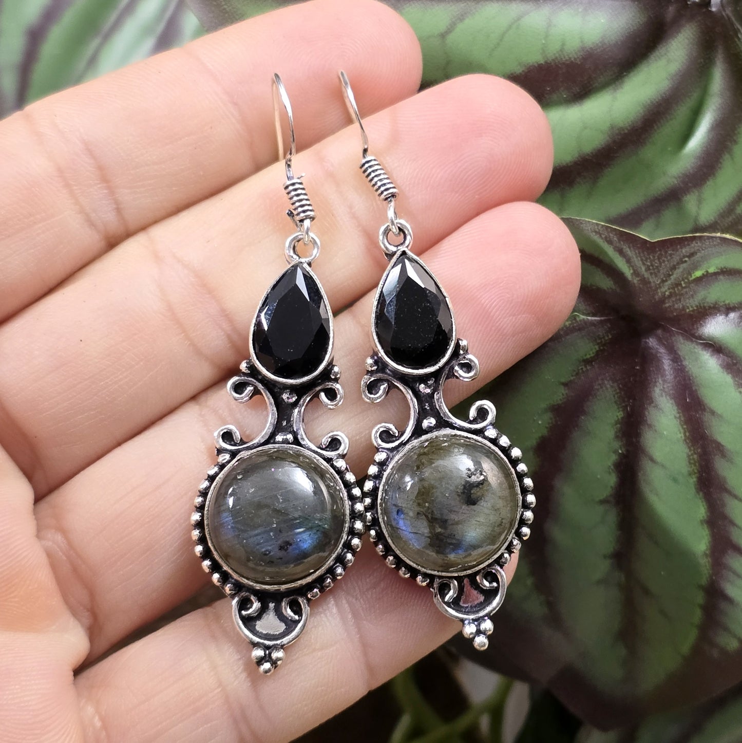 Ohrhänger mit Labradorit & schwarzem Spinell, .925 Sterling Silber