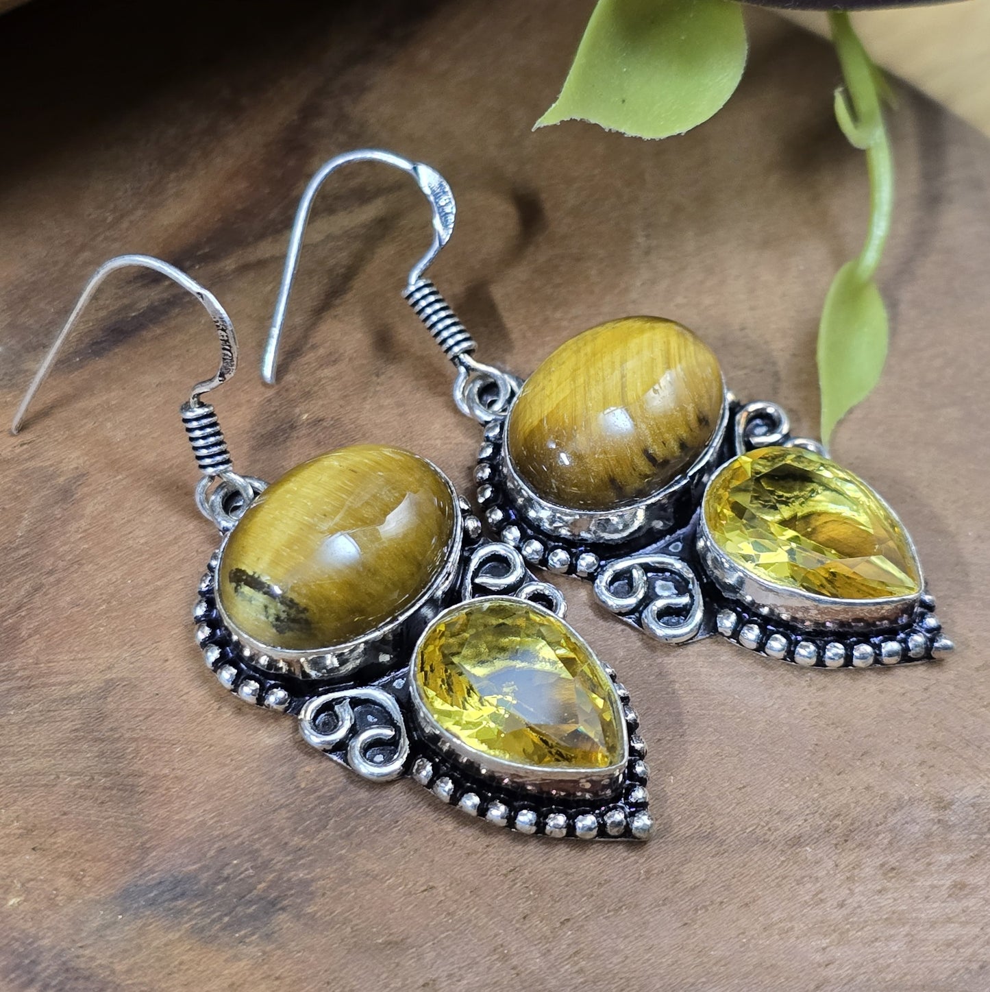 Ohrhänger mit warmem Tigerauge, .925 Sterling Silber