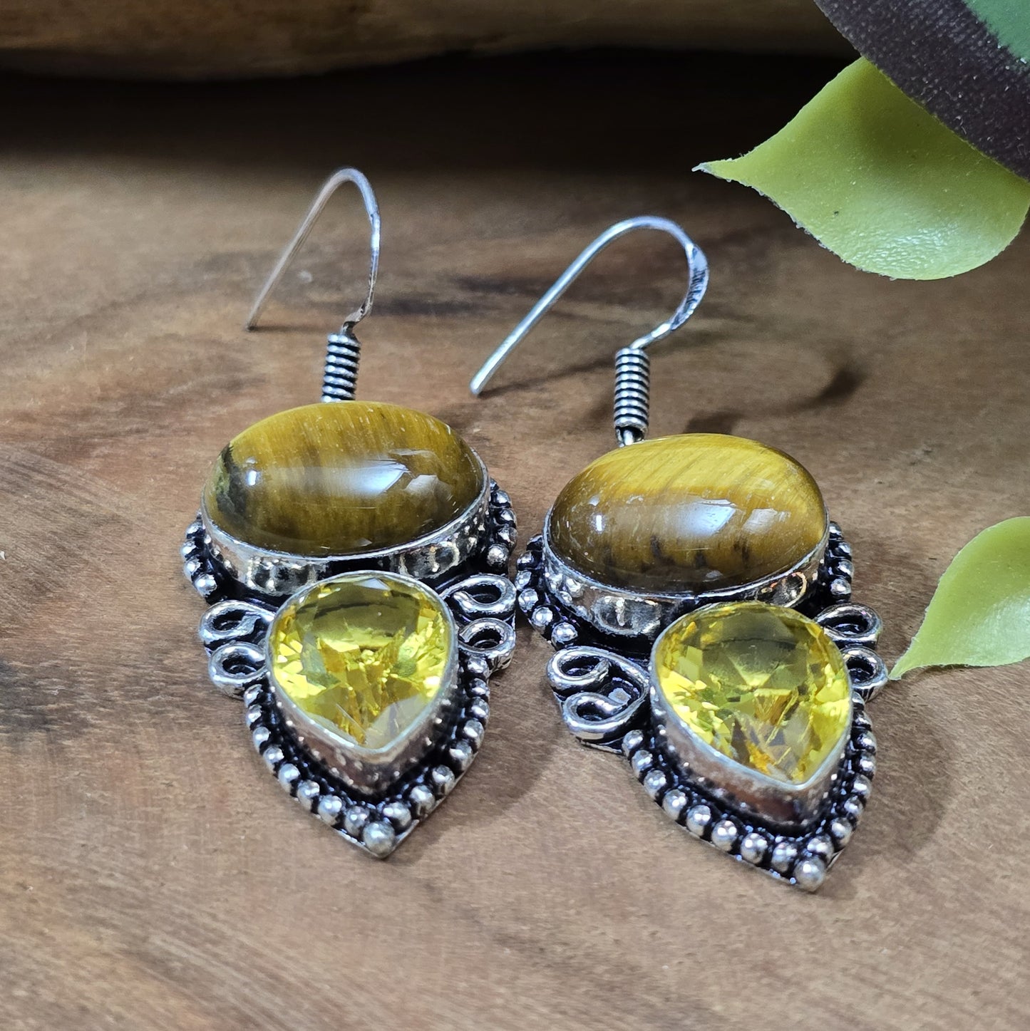 Ohrhänger mit warmem Tigerauge, .925 Sterling Silber