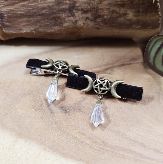 2 Mystische Krokodil-Haarclips Triple Moon mit antik bronzefarbigem Pentakel und Tropfen aus schimmerndem Kristallglas