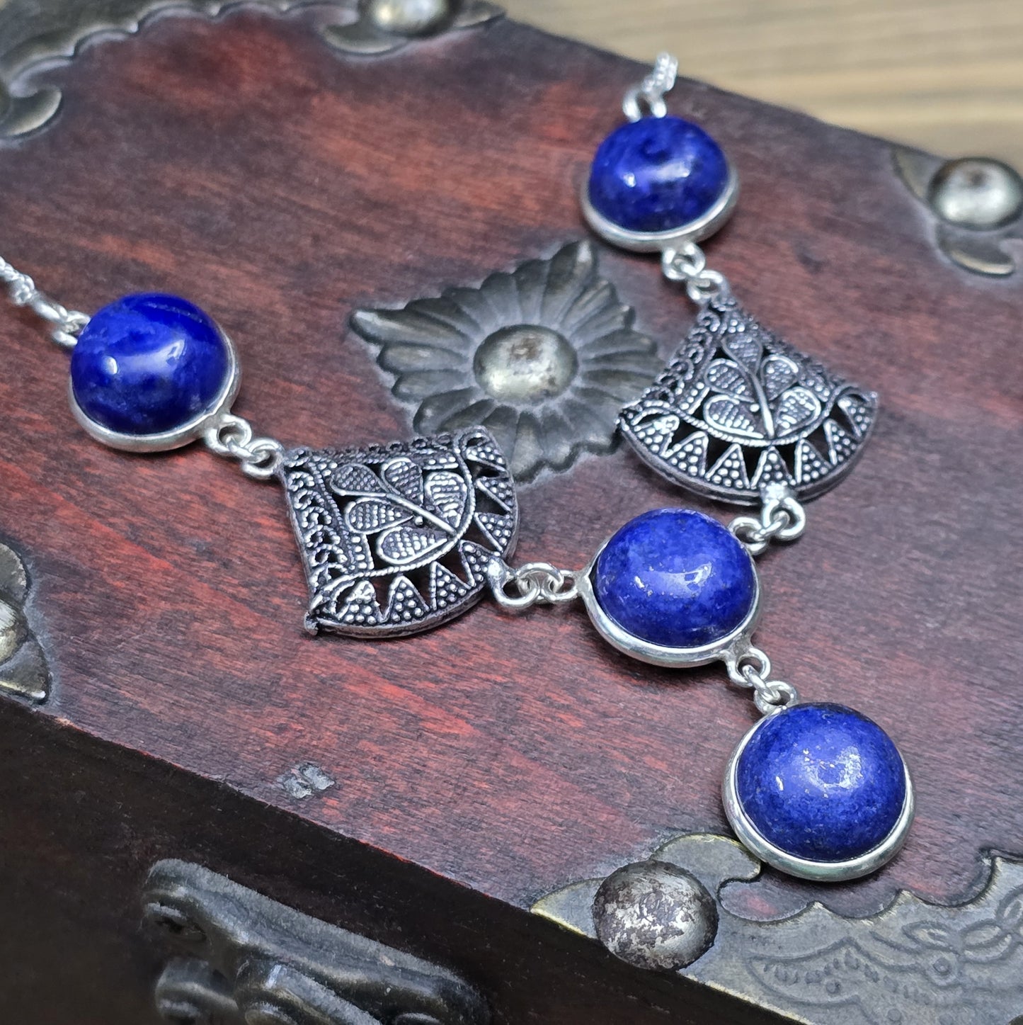 Edle .925 Silberkette mit Lapis Lazuli & stilvollem Hakenverschluss – Zeitlos & elegant