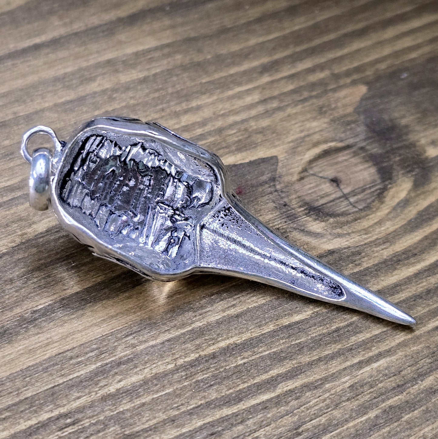 Mystischer Rabenschädel-Anhänger aus .925 Sterling Silber mit Amethyst – Gothic Schmuck, Biker, Rockabilly, Kitsch