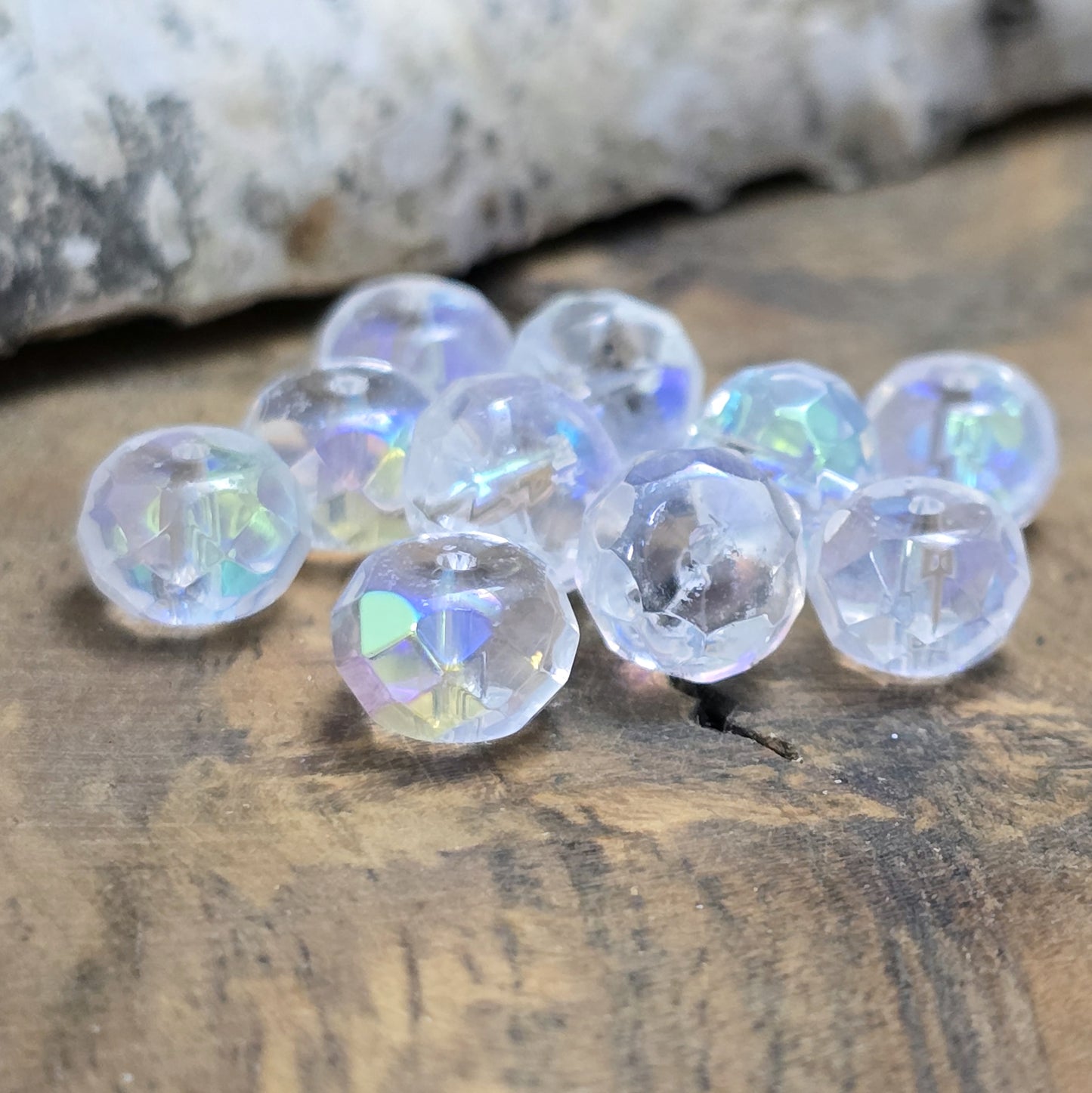 20 facettierte Glasperlen – Rondell – Crystal AB – 8mm – Funkelnde Highlights für deine Schmuckkreationen