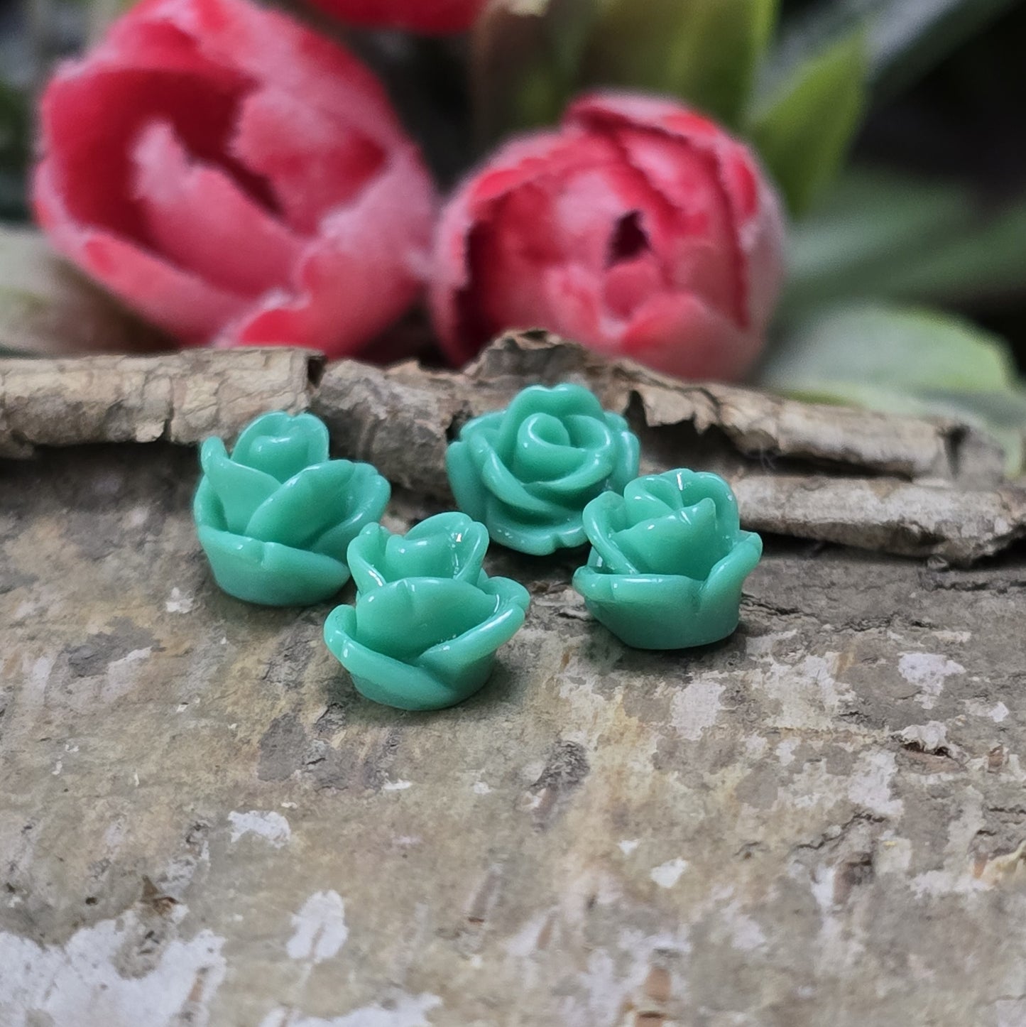 4 Cabochons Rose Mini – 7mm – Türkis – Frische Akzente für deine Schmuckkreationen 💙🌹