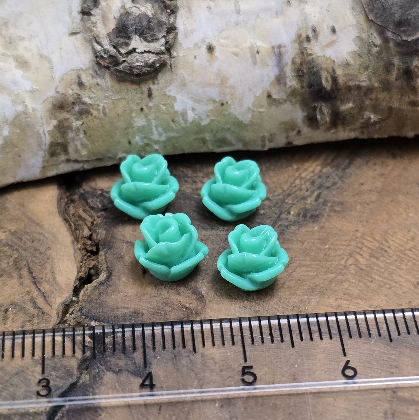 4 Cabochons Rose Mini – 7mm – Türkis – Frische Akzente für deine Schmuckkreationen 💙🌹