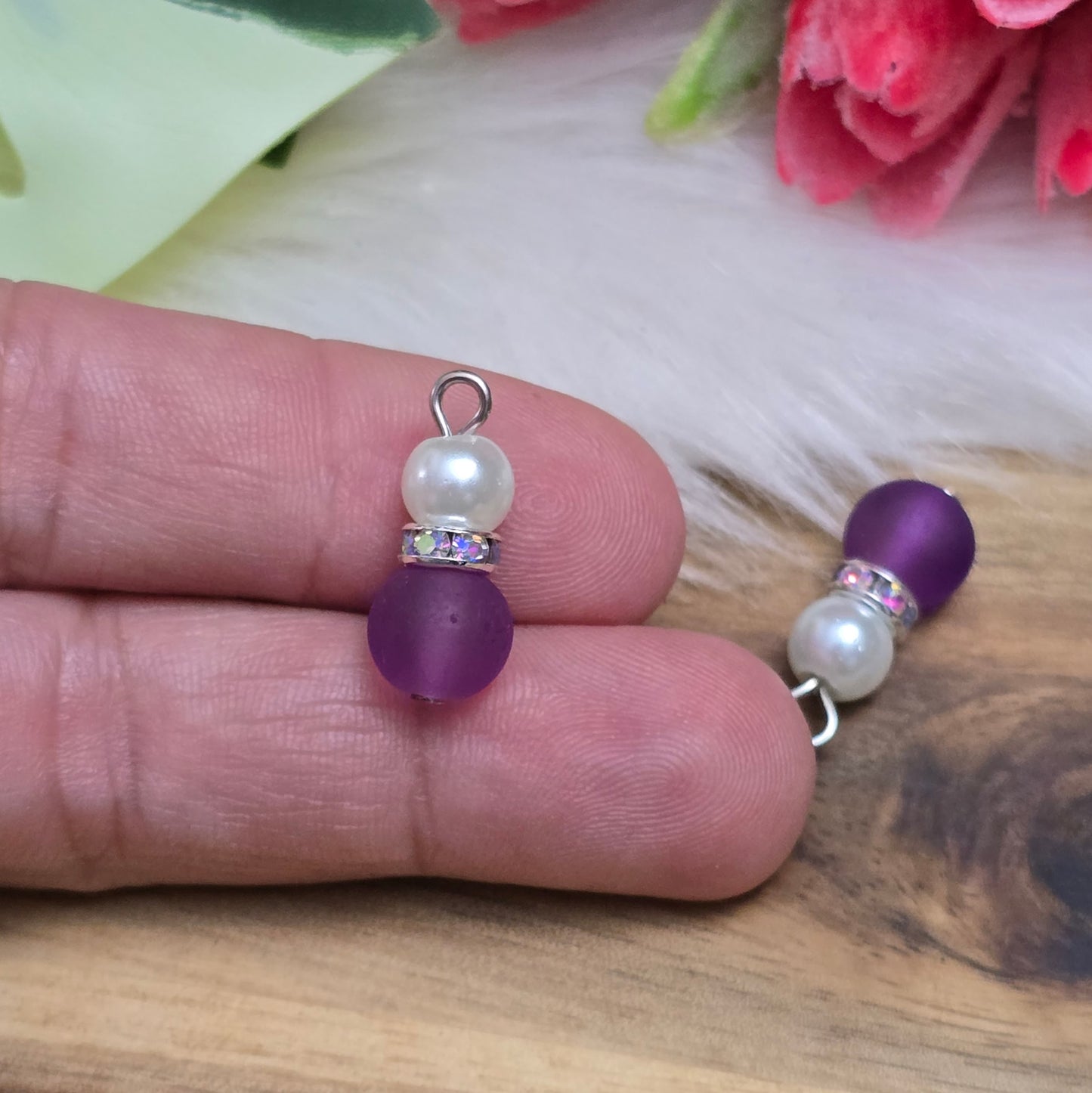 2 handgemachte Anhänger mit lila Glasperlen, 20mm, Strassrondell