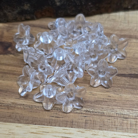 100 Blumen Perlen aus Acryl - farblos klar - 10mm