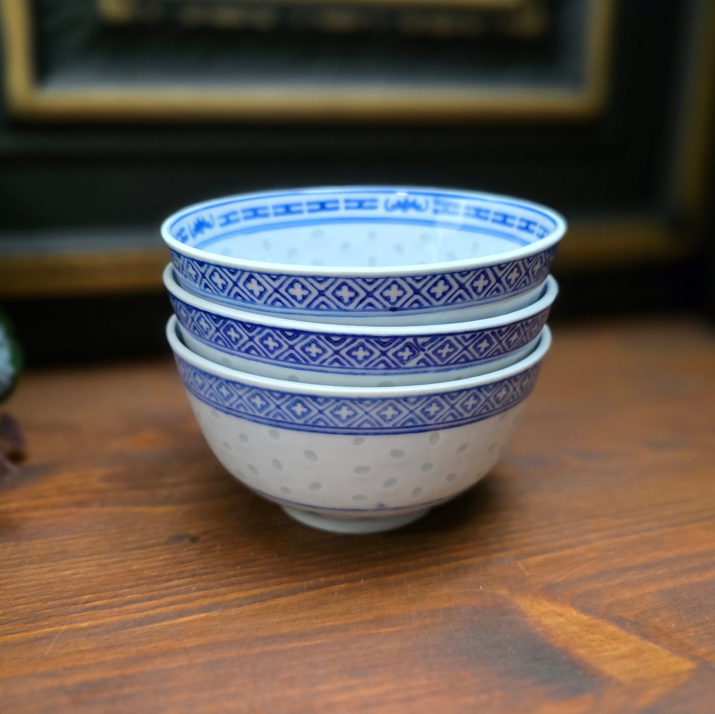 3 Tienshan Schalen „Chinese Blue“ – florale & Drachen-Motive, Porzellan aus Jingdezhen (1970s) – Vintage-Flair & China-Charme für deinen Tisch.