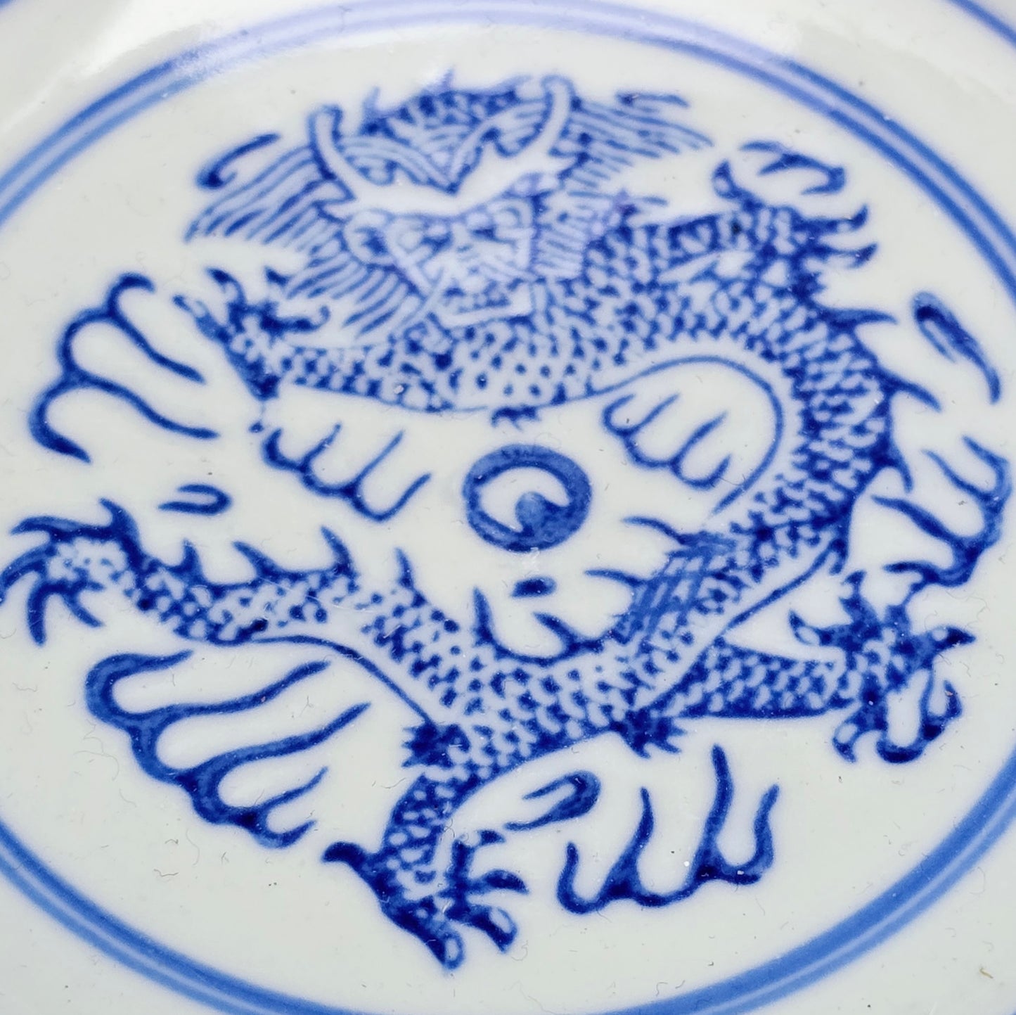 3 Tienshan Schalen „Chinese Blue“ – florale & Drachen-Motive, Porzellan aus Jingdezhen (1970s) – Vintage-Flair & China-Charme für deinen Tisch.