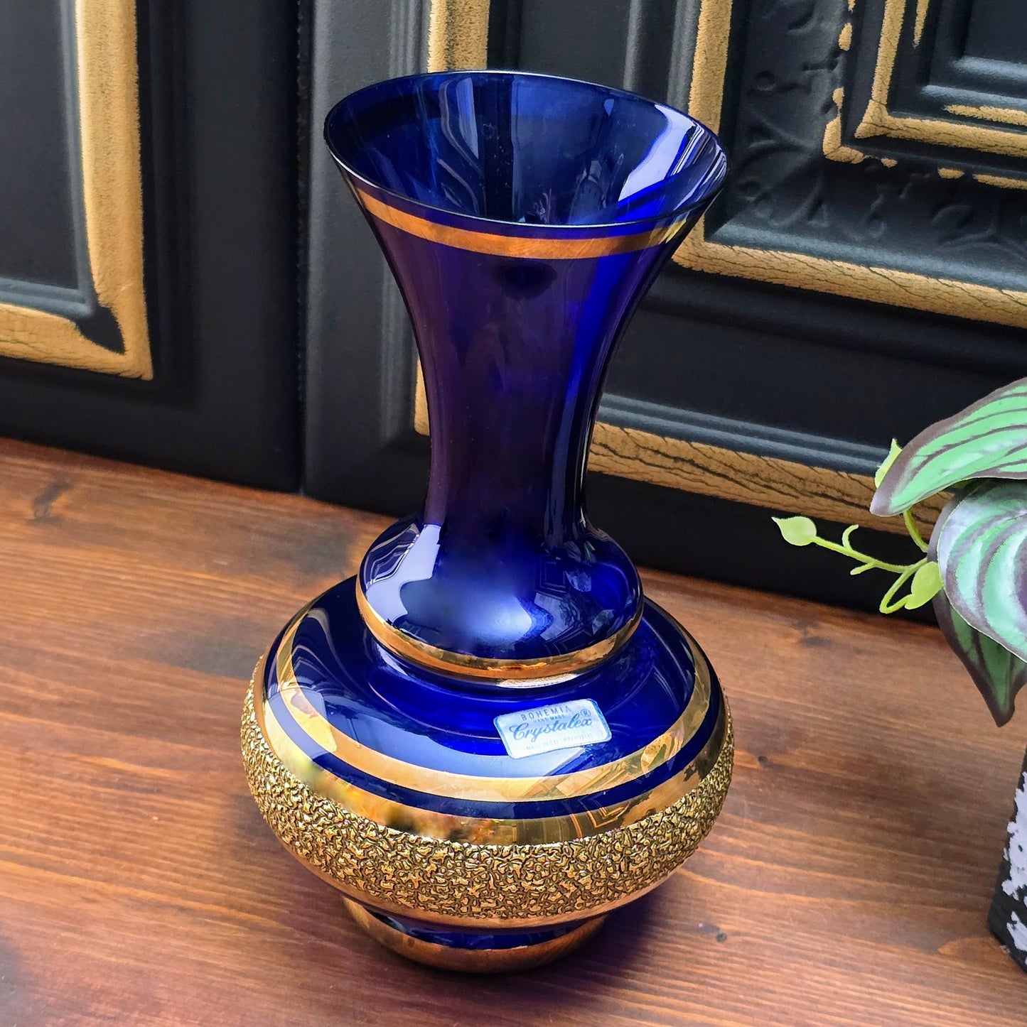 Diese edle Crystalex Vase wartet schon darauf, dein Zuhause zu bereichern – sichere dir jetzt dieses Originalstück aus Böhmen!
