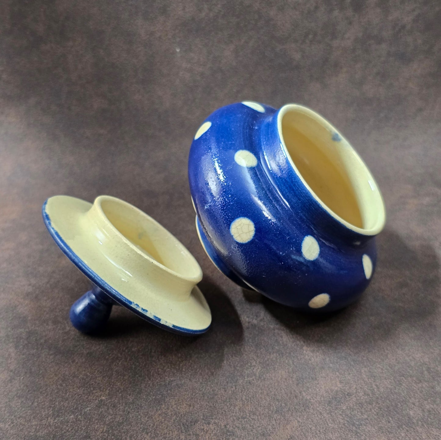 Zuckerdose Bürgel, Töpferei Reichmann, dunkelblaue Keramik mit weißen Punkten, Vintage DDR-Keramik 1960er, Geschenk oder Tischdeko.