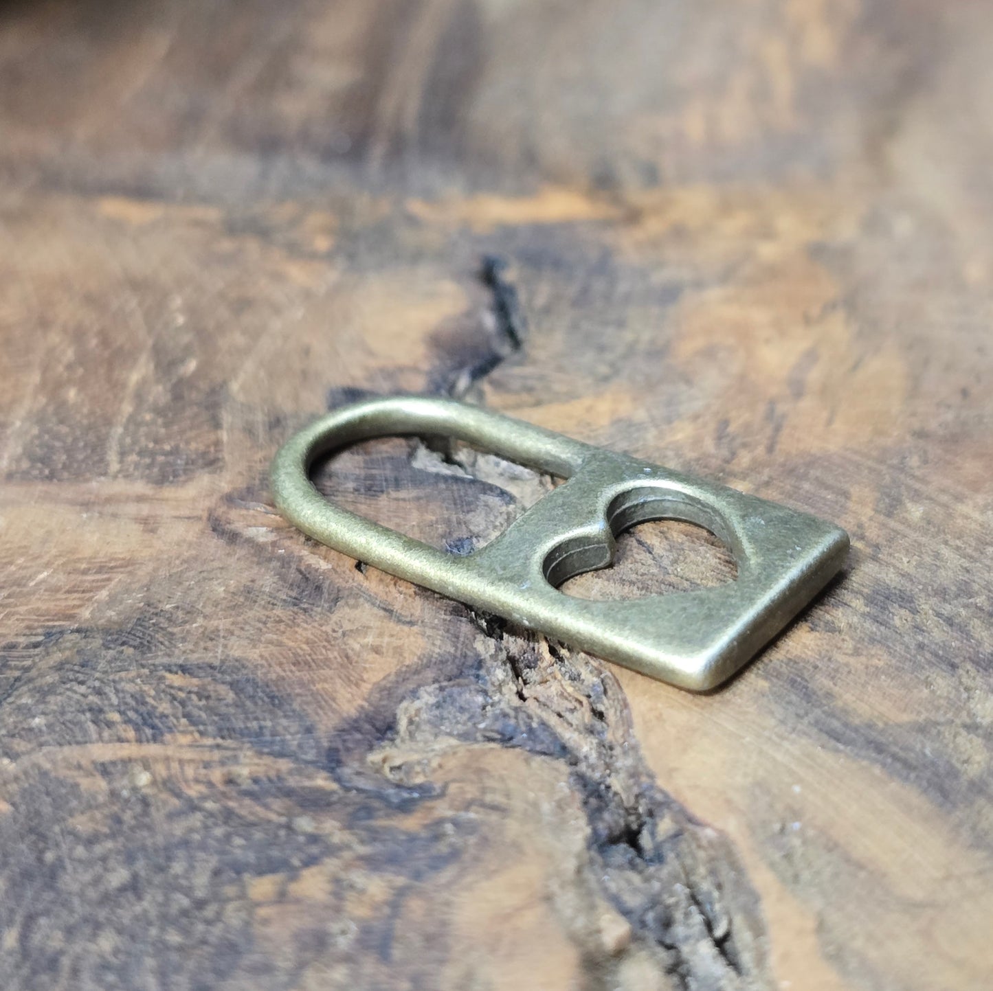 2 Anhänger Schloss mit Herz, antik bronzefarbig – romantisches Schmuckzubehör für Ketten, Armbänder, Schlüsselanhänger & kreative DIY-Projekte.