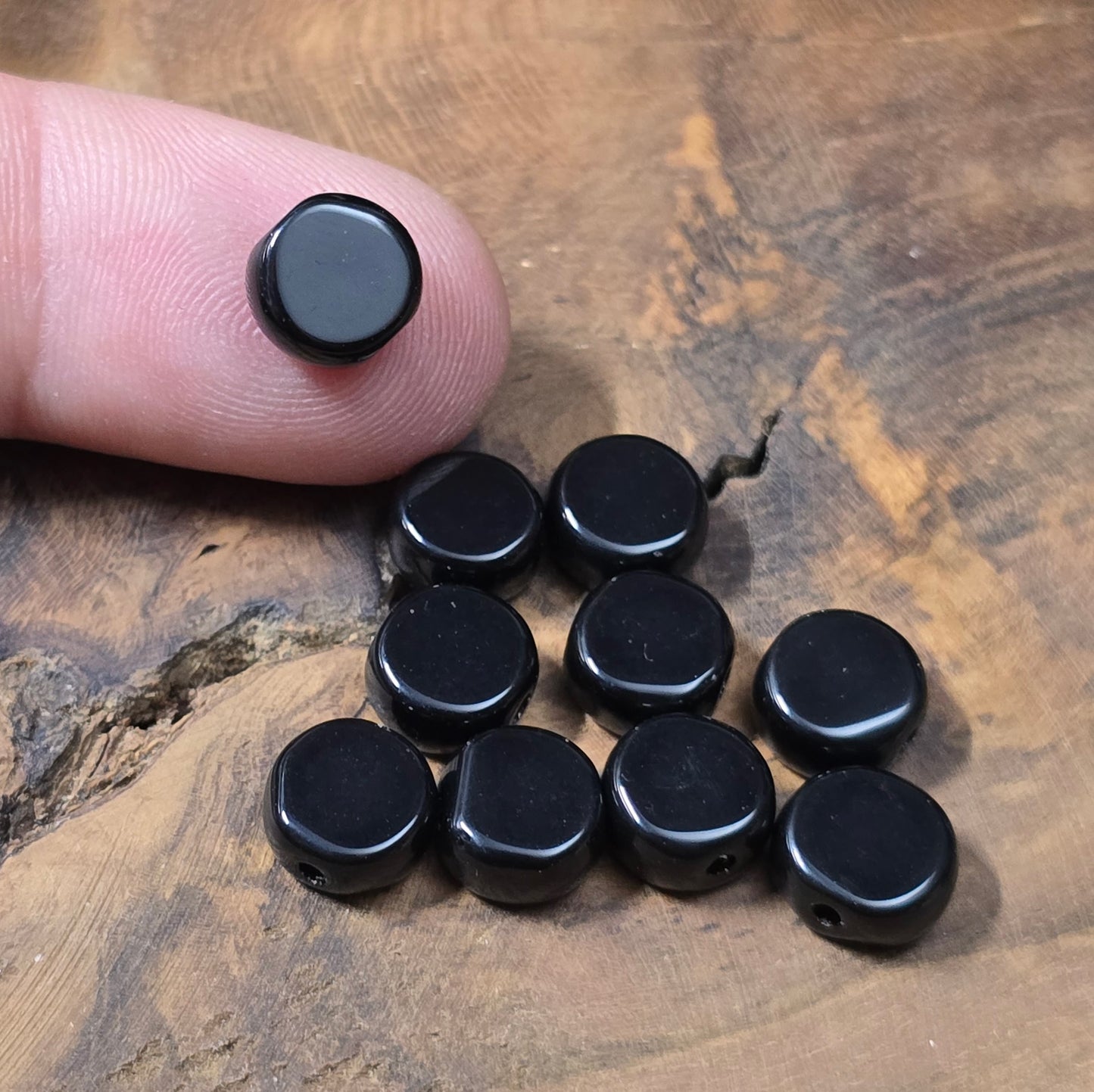 20 glänzende Glasperlen in Linsenform, Ø 8 mm, perfekt für Schmuckherstellung und DIY-Projekte.