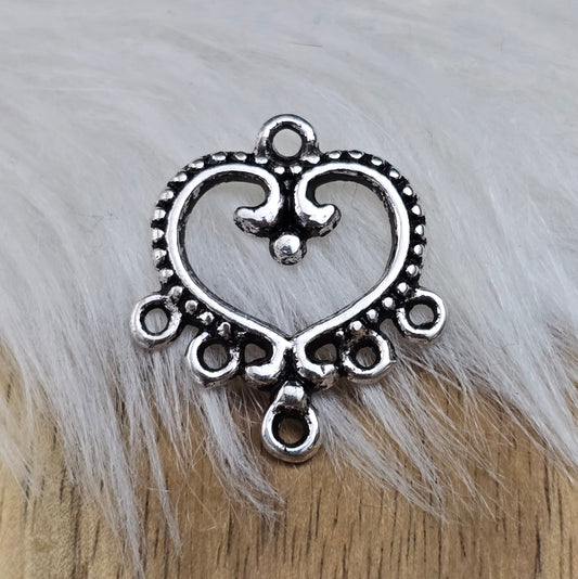 2 Herz-Multiverbinder im Vintage-Design. Mit 6 Ösen, antik silber, perfekt für Ketten, Armbänder & Ohrschmuck. Romantisch & vielseitig!