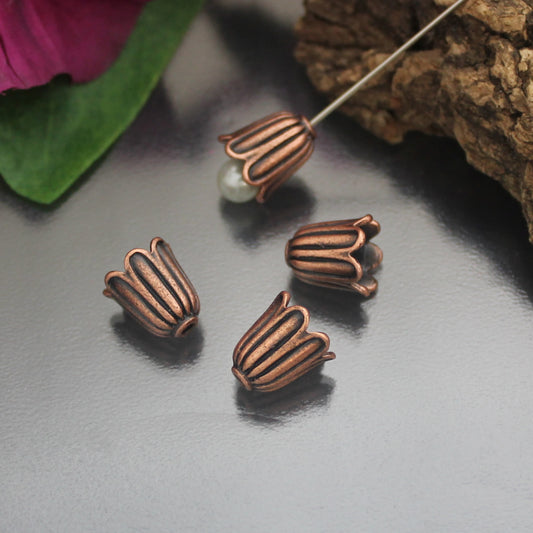 4 Kappen/Endkappen Blütenkelch mit antik Finish, ca. 10x11mm