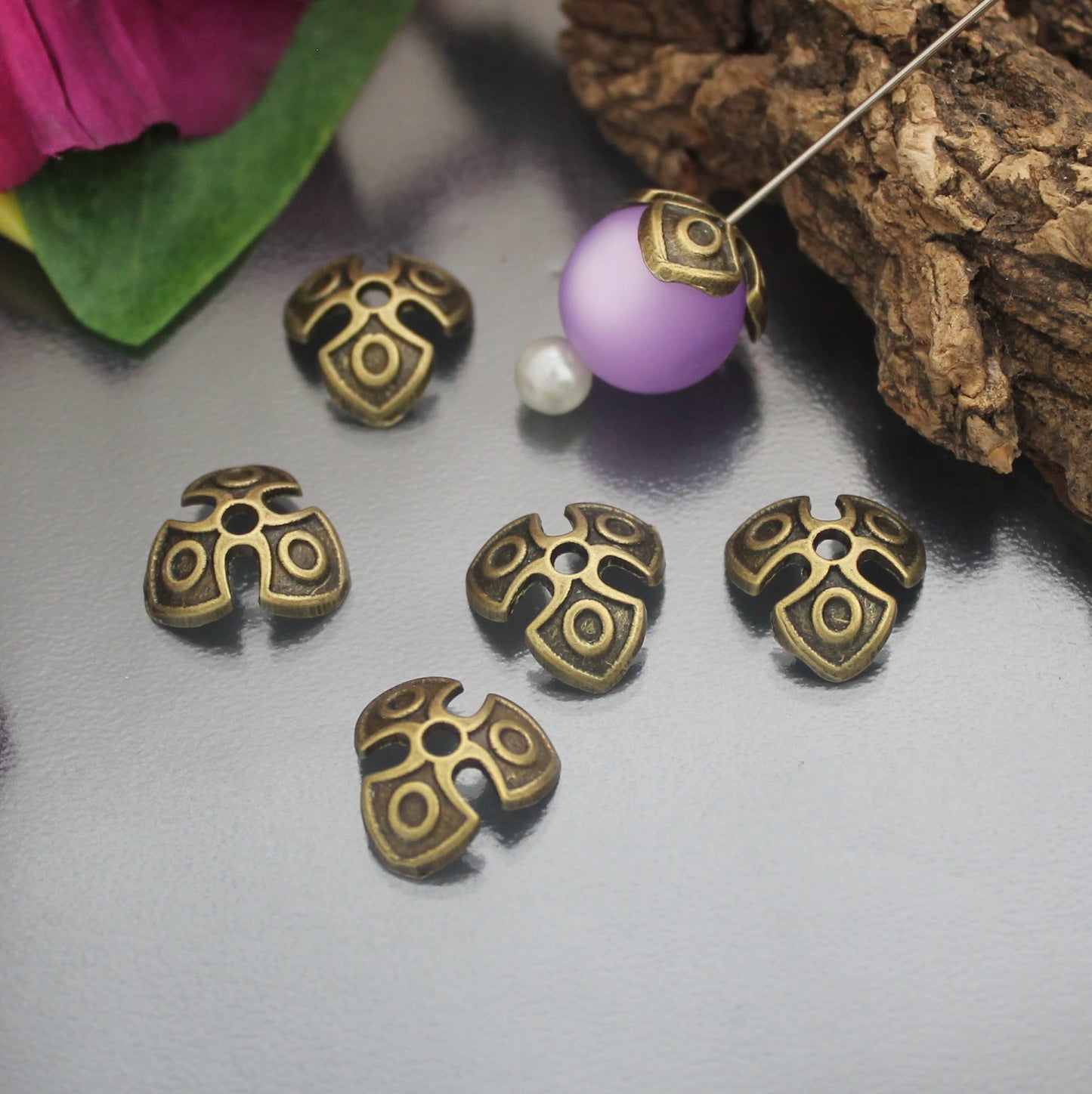 6 Perlenkappen im Gotik Medieval Design, 14mm, antik bronzefarbig