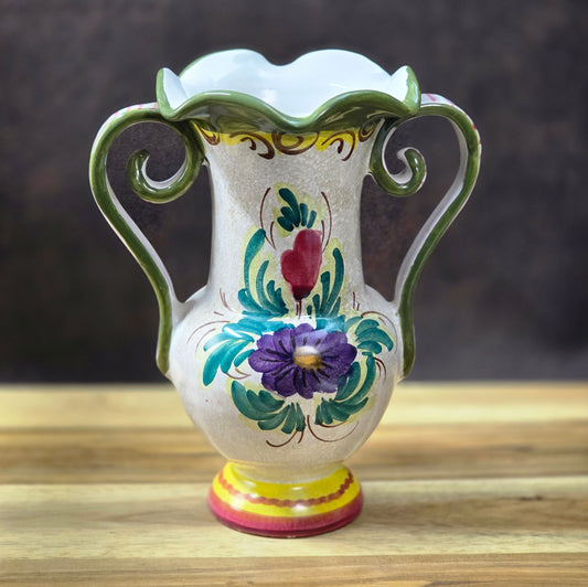 Italienische Amphoren-Vase, handbemalt, Mid-Century 1950er/1960er, florale Keramik mit Craquelé-Glasur.