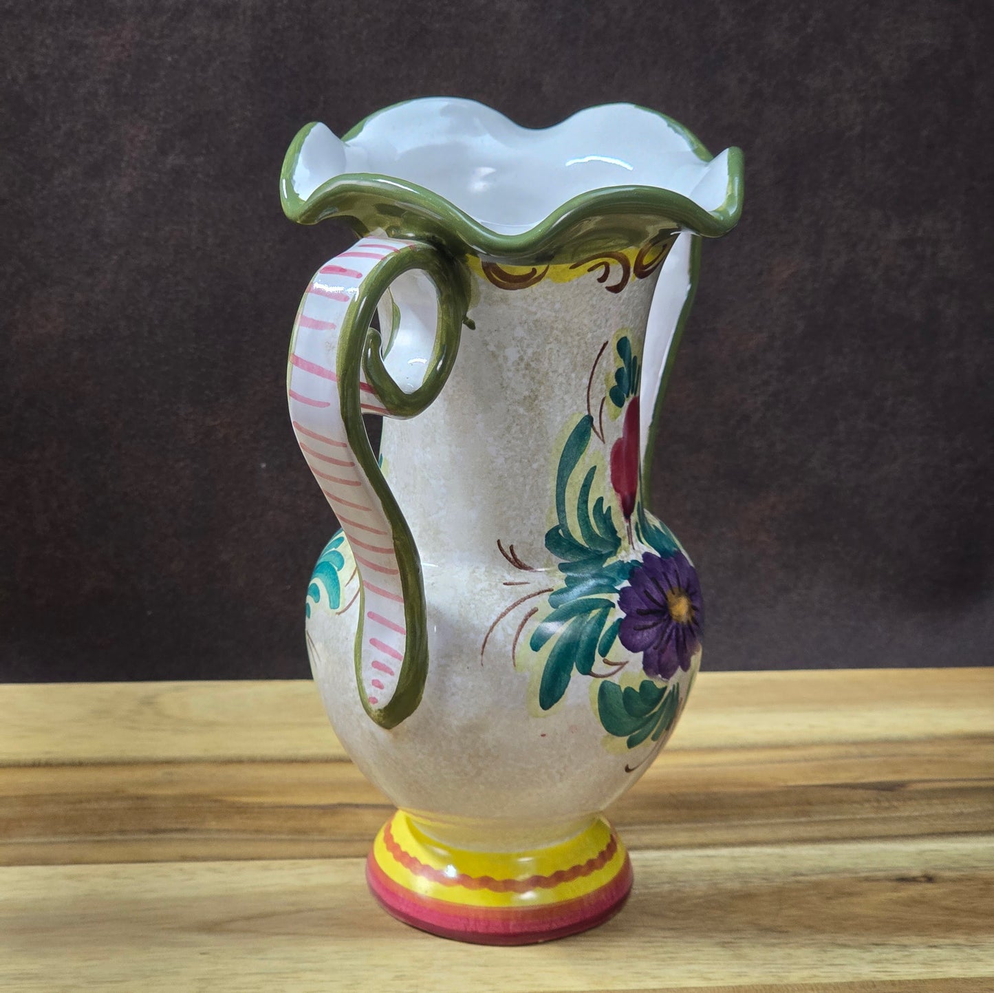Italienische Amphoren-Vase, handbemalt, Mid-Century 1950er/1960er, florale Keramik mit Craquelé-Glasur.