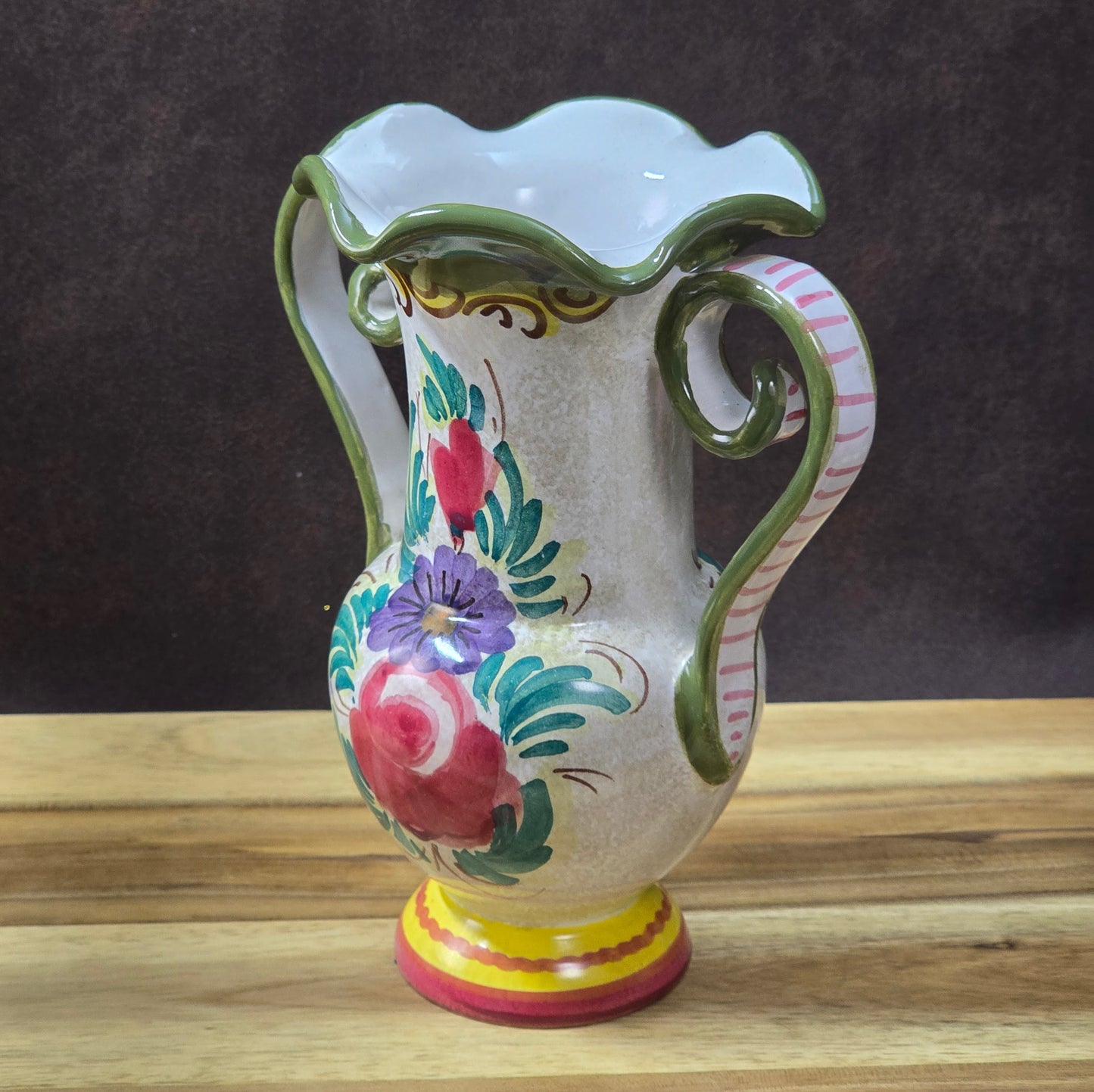 Italienische Amphoren-Vase, handbemalt, Mid-Century 1950er/1960er, florale Keramik mit Craquelé-Glasur.