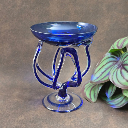 Józefina Krosno Glasschale in Kobaltblau. Überfangen, vintage & stilvoll – ideal als Schmuckschale, Deko oder Sammlerstück im Octopus-Stil.