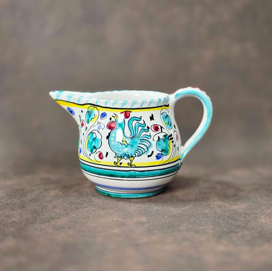 Italienisches Majolika-Milchkännchen aus Deruta, handbemalt mit Hahn- und Blumendekor, ca. 8 cm hoch, Vintage-Keramik, 213 g.