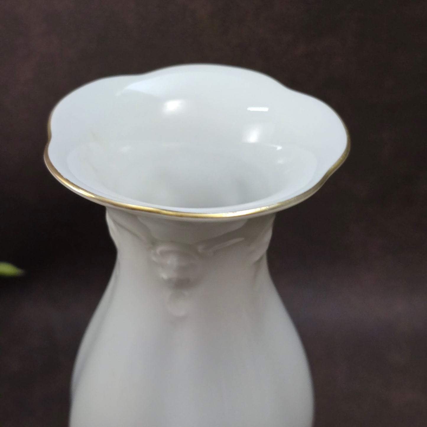 Rosenthal Vase im Rokoko-Stil (ca. 1970), Classic Rose Serie. Mit Goldrand, floralem Dekor & elegantem Fuß – ideal für stilvolle Vintage Deko.