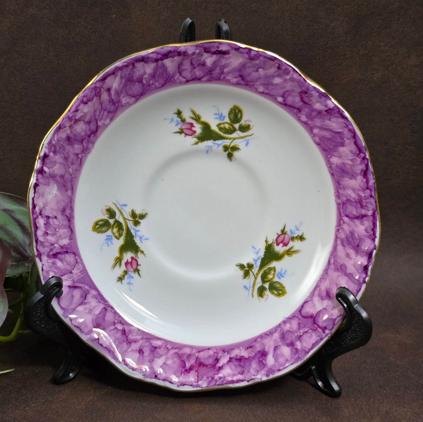 Wunderschönes Porzellan-Gedeck im Chodzież-Stil der 1970er mit Rosenmotiv & Goldrand – perfekt für Vintage-Wohnungen, Tea Time oder als Geburtstagsgeschenk.