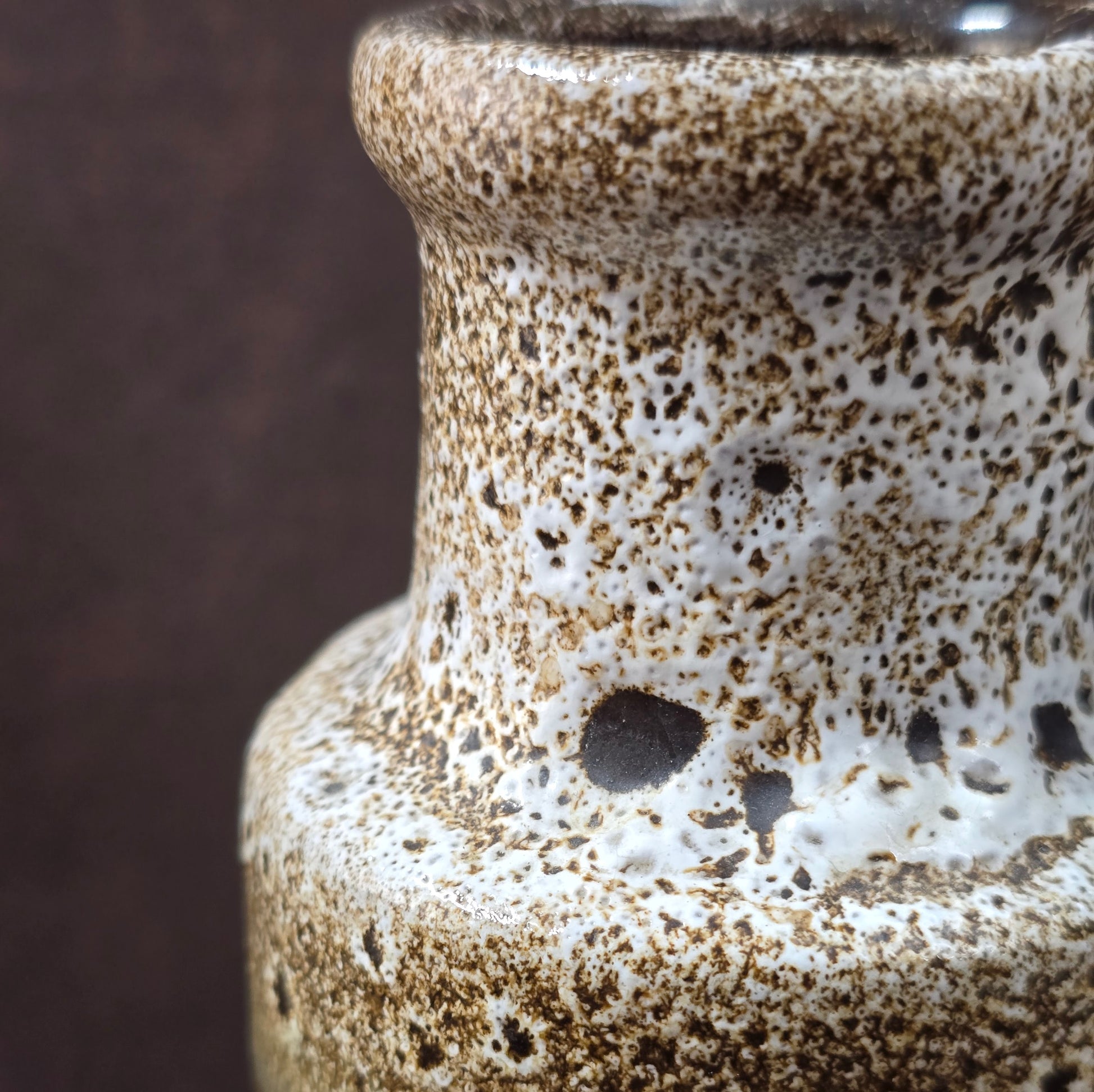 Scheurich Fat Lava Vase 401-20 mit Henkel, 1970er Jahre, braun-gelb-weiße Glasur, West German Pottery Vintage
