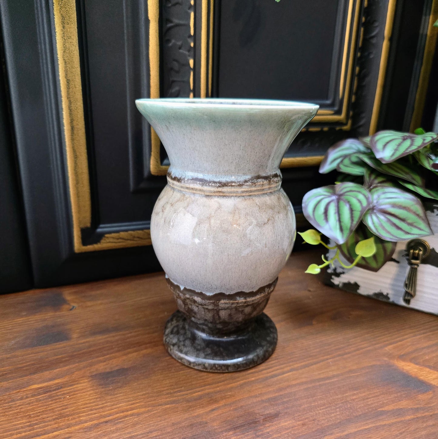 Vintage-Strehla-Vase sichern – seltenes DDR-Original mit charakteristischer Laufglasur, perfekt für Retro-Interior & Sammler.
