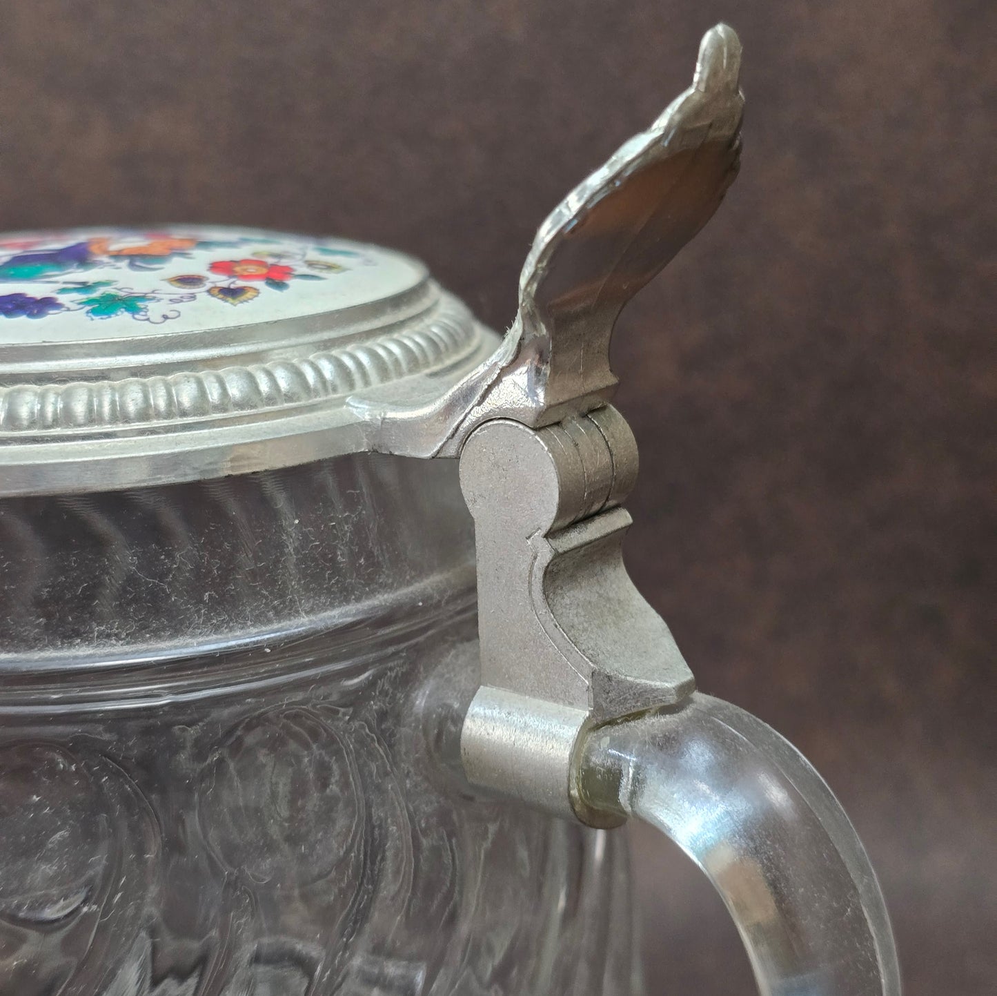 Vintage Bierseidel von BMF Nürnberg – Glas mit dekorativem Zinndeckel & Wellenmuster. Für Sammler & Bierliebhaber. Original 70er Jahre Design.