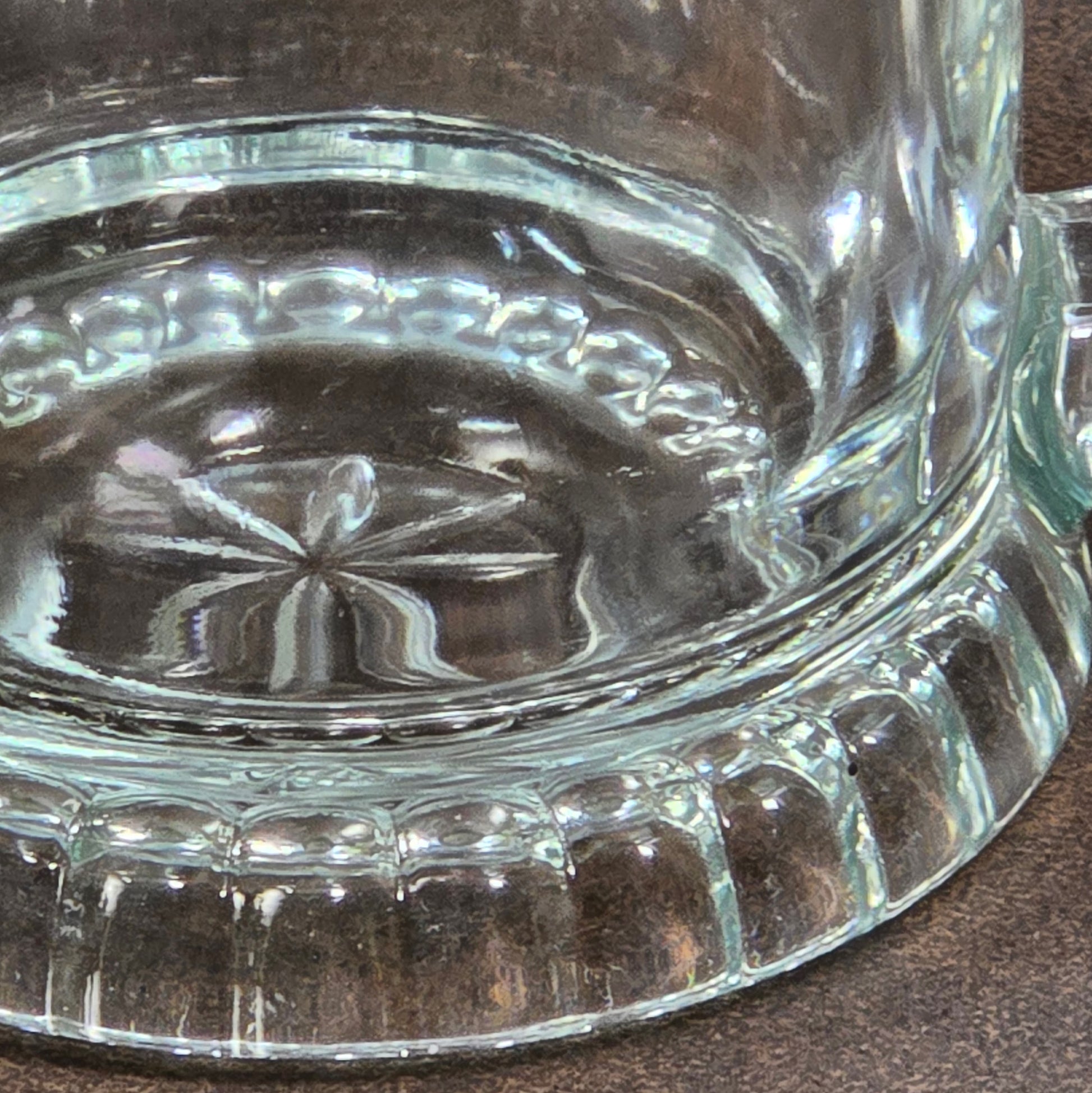 Vintage BMF Bierseidel 0,5L: Graviertes Rehmotiv auf Glas, Zinndeckel, guter Zustand mit Kratzern am Deckel, 1980er/1990er. Sammlerstück & Geschenkidee!