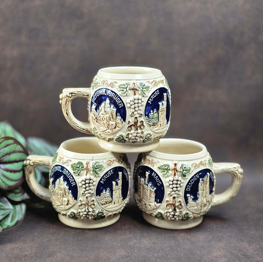 Vintage GERZ Bowlebecher-Set (3 Stück) aus den 60er/70ern. Burg- & Schlossmotive, rustikales Steinzeug – ideal für Sammler und Deko-Liebhaber.