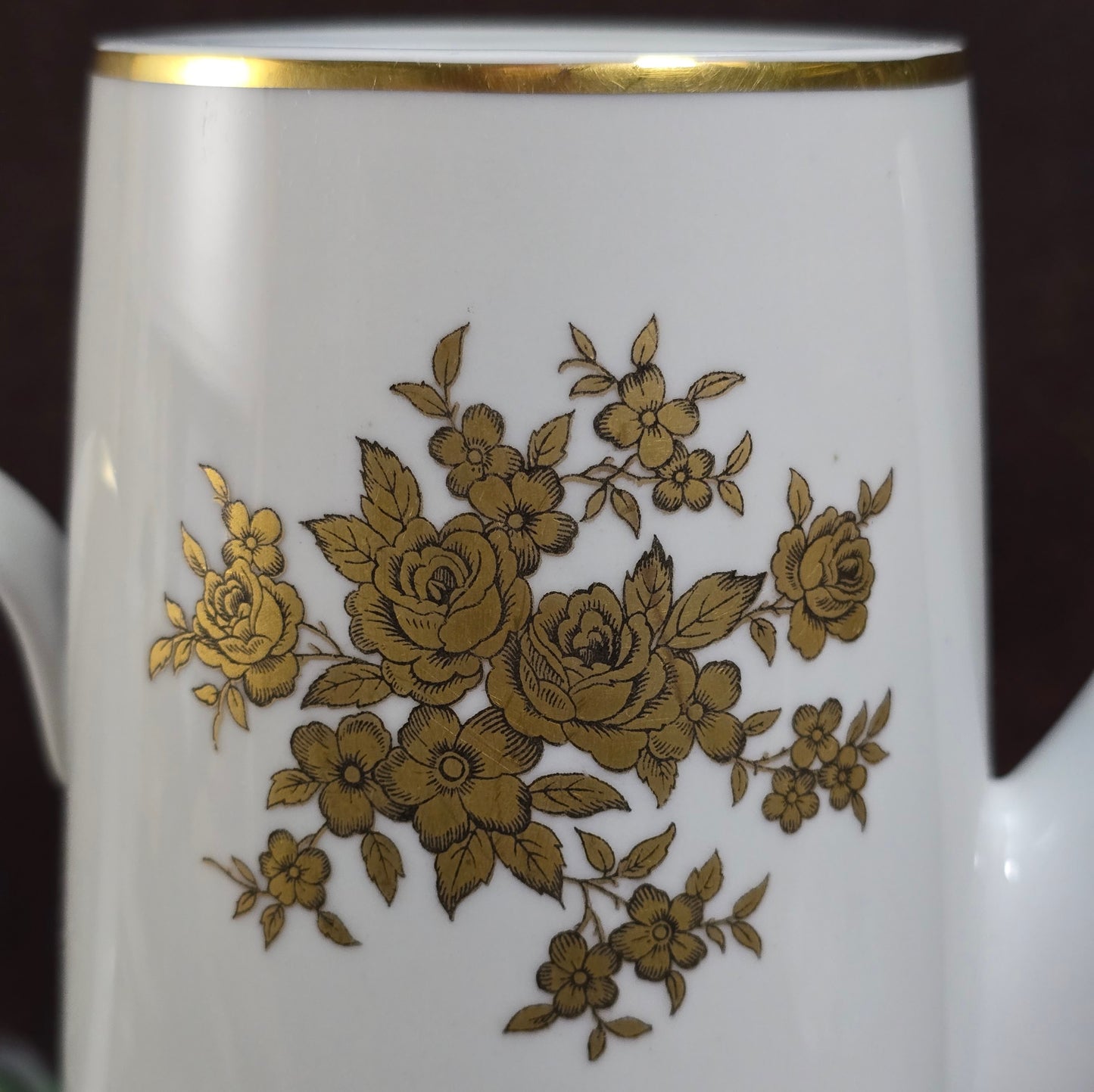 Elegante Vintage-Kaffeekanne von Lichte Fine China (DDR) im Art-Deco-Stil – Blau-Weiß mit Gold. Ideal als Ersatzkanne oder stilvolles Einzelstück.