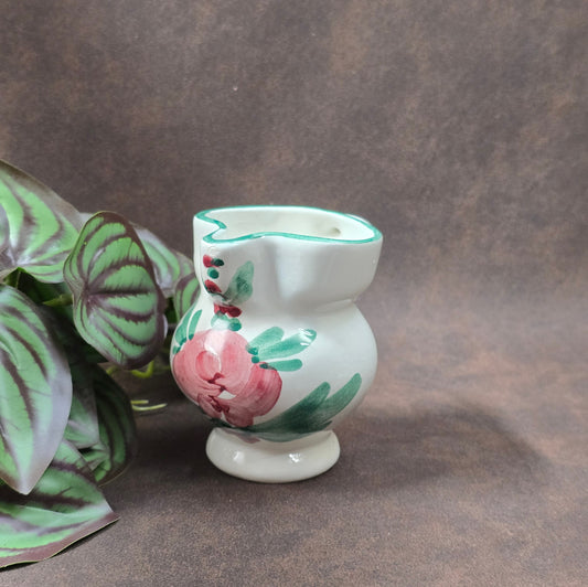 Original italienisches Vintage-Kännchen aus den 70er–80ern – handbemalt, mediterraner Landhausstil, ideal als Milchkännchen oder Dekohighlight.