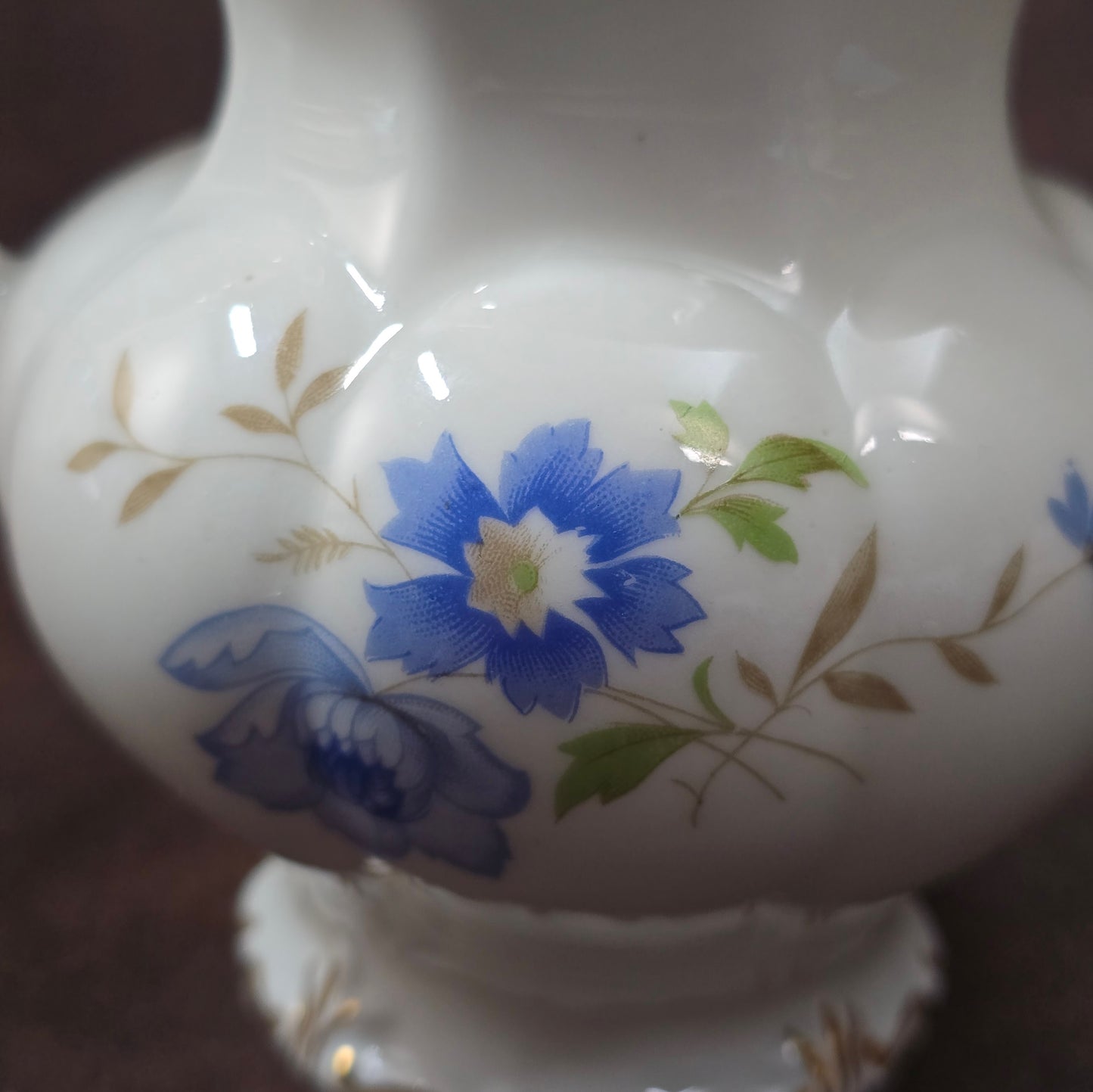 Porzellan Milchkännchen VEB Sonneberg DDR, 1950er 1960er, blaues Blumendekor mit Goldrand, Vintage Tischdeko, sehr guter Zustand.