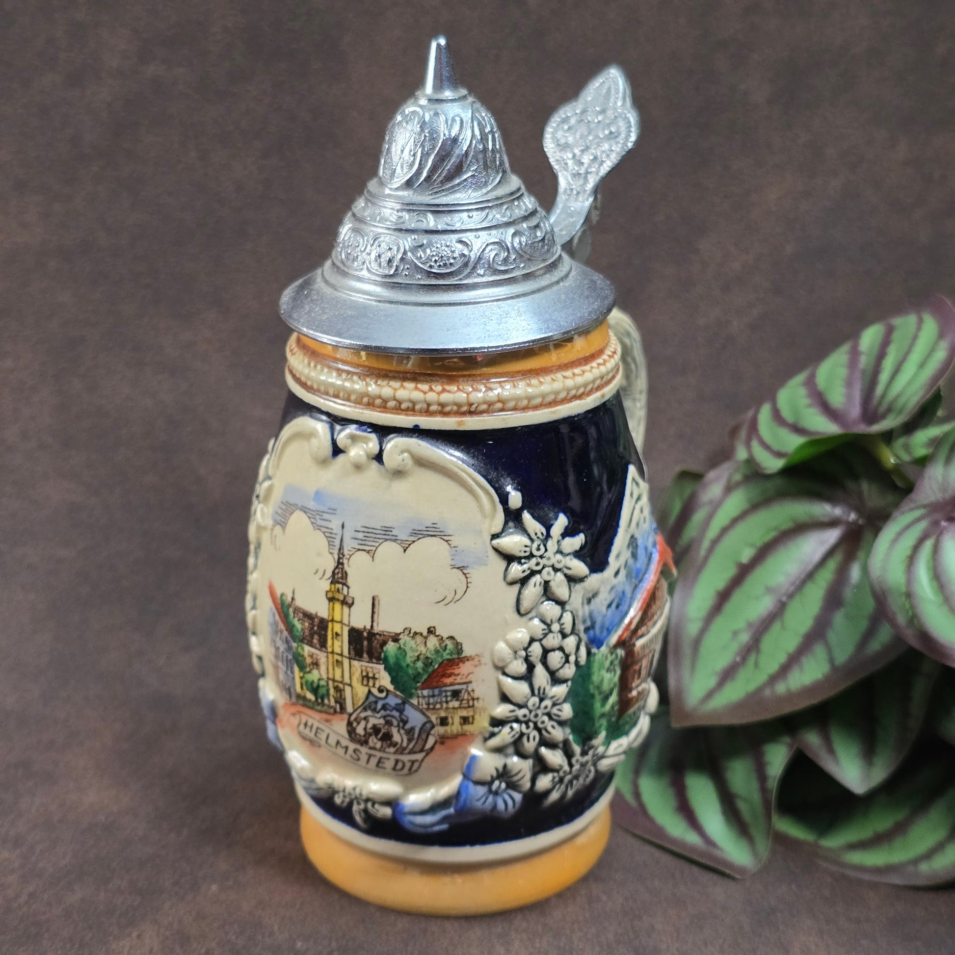 Original Helmstedt-Krug mit Zinndeckel (KING 715), 0,25L – 60er Vintage-Souvenir für Sammler, sehr guter Zustand