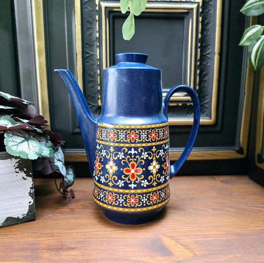 Winterling Vintage-Kaffeekanne aus Bayern – Kobaltblau mit Blumen – ca. 23,5 cm – 60er/70er – ungemarkt, aber stilvoll & charmant.