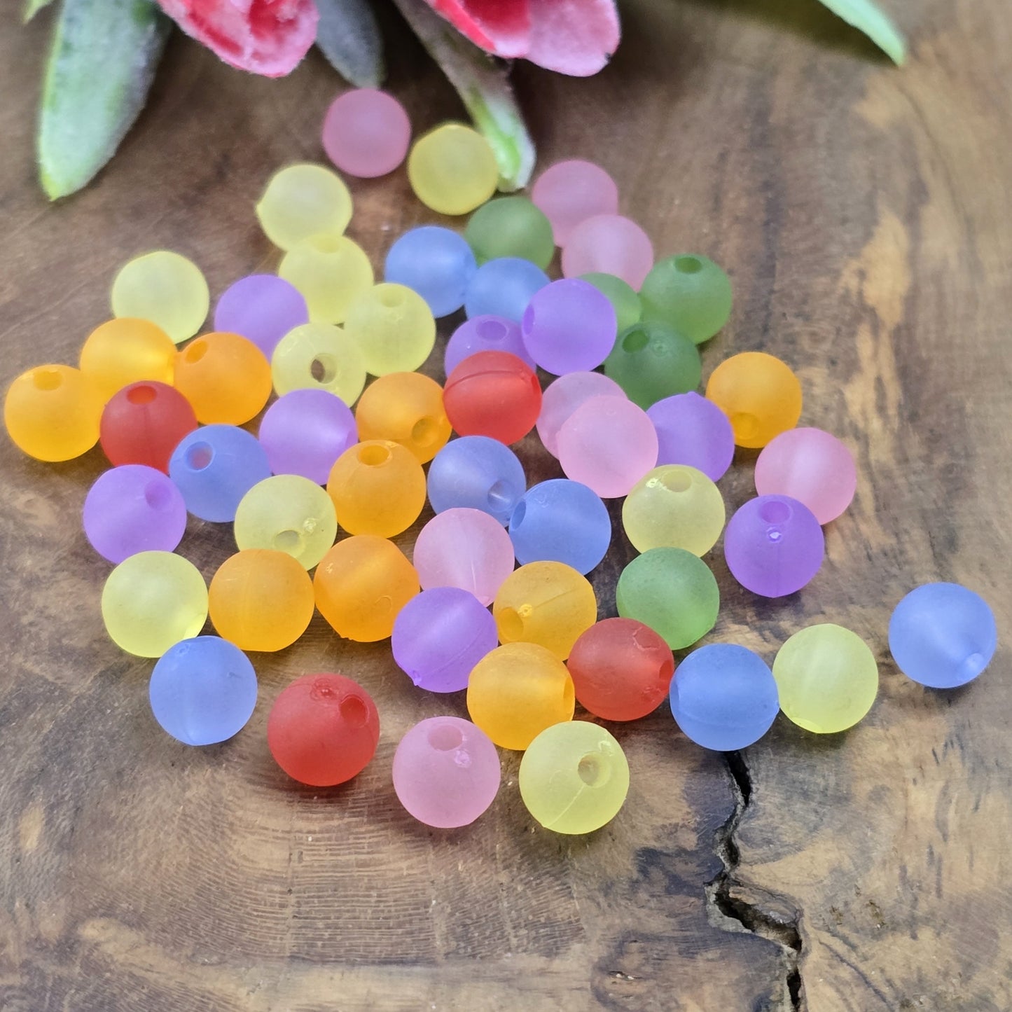 100 Mattierte Acrylperlen – Bunter Farbmix, 8 mm
Entdecke die Vielfalt dieser leichten Acrylperlen, die sich perfekt für kreative Projekte eignen!