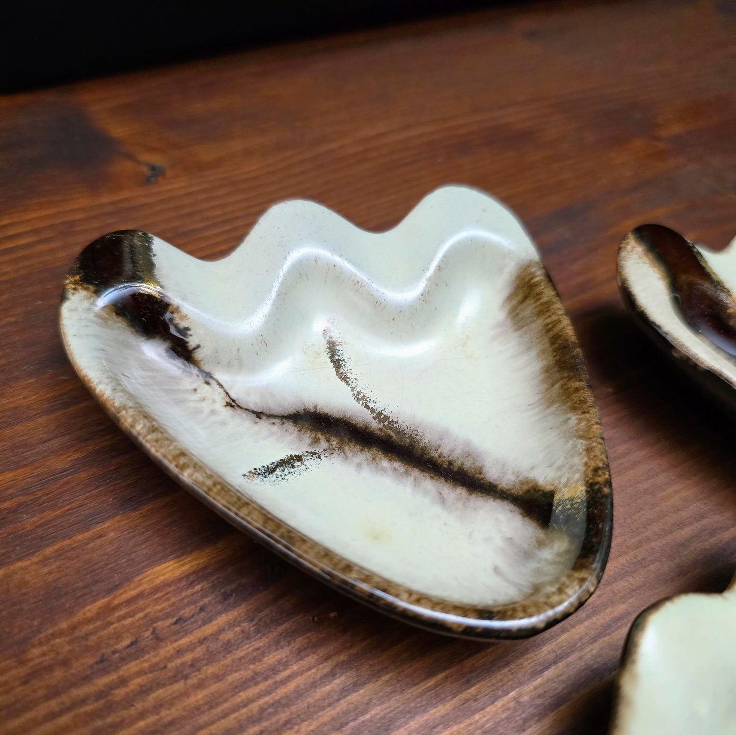 Bay 3er Aschenbecherset mit Laufglasur Beige/Braun – 1960er Jahre – West German Pottery im Mid Century Look – top Zustand, dekorativ & funktional.