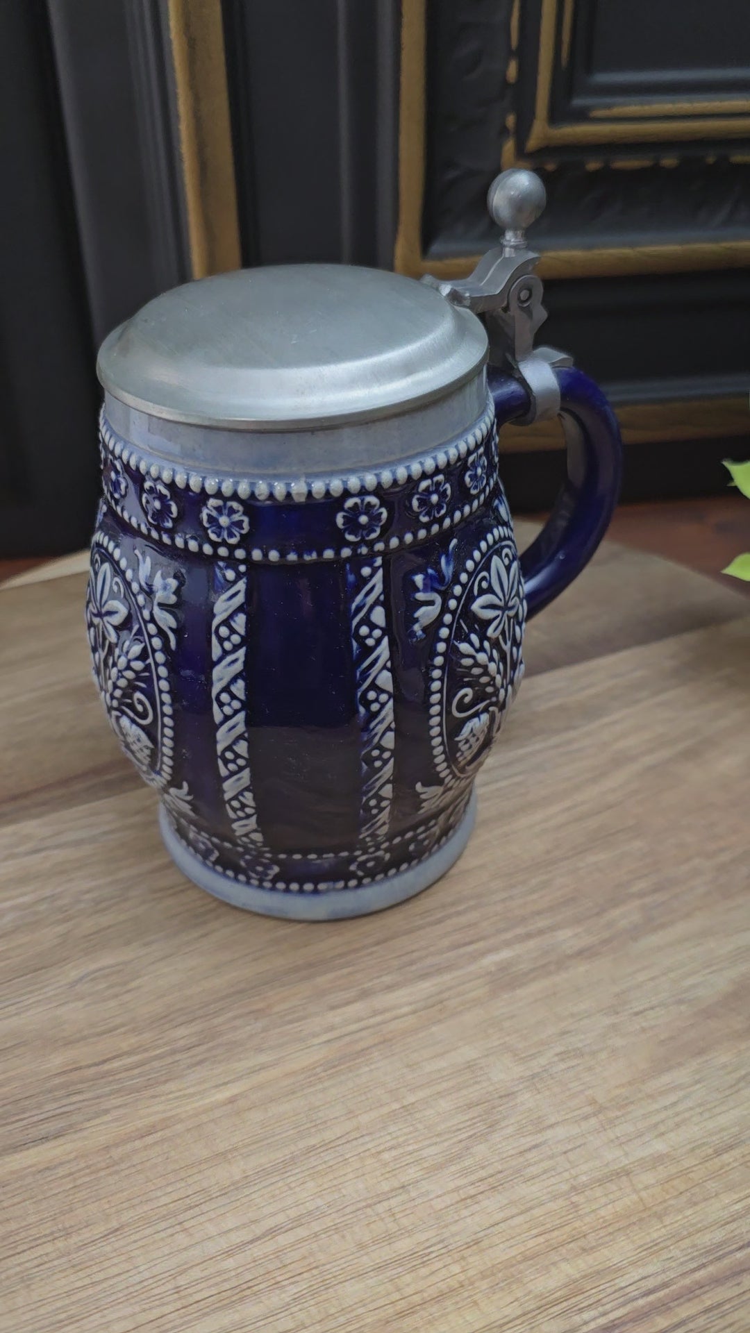 Vintage Bierkrug (0,5L) von Marzi & Remy mit Zinndeckel & Salzglasur – Hopfenmotiv – 70er/80er Jahre – West Germany